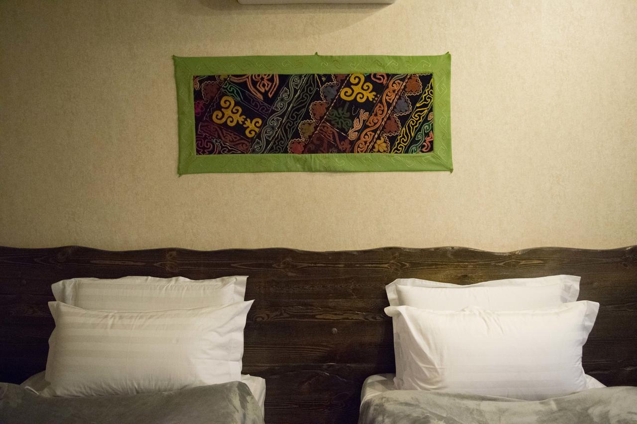 My Hotel Бишкек Экстерьер фото